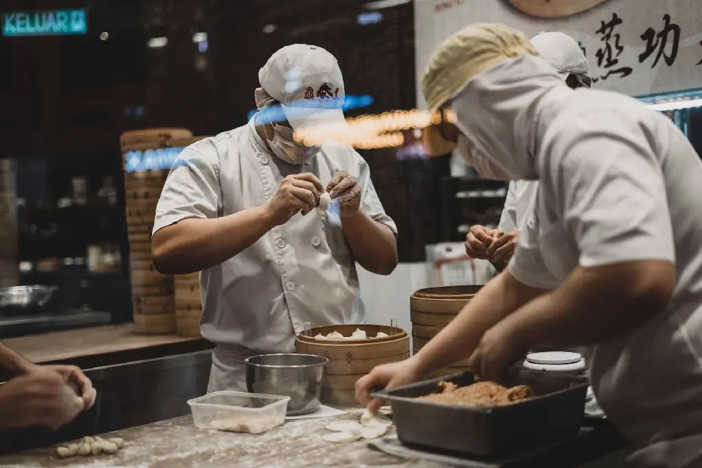unsplash_jKPn0DlZc98_baker.webp